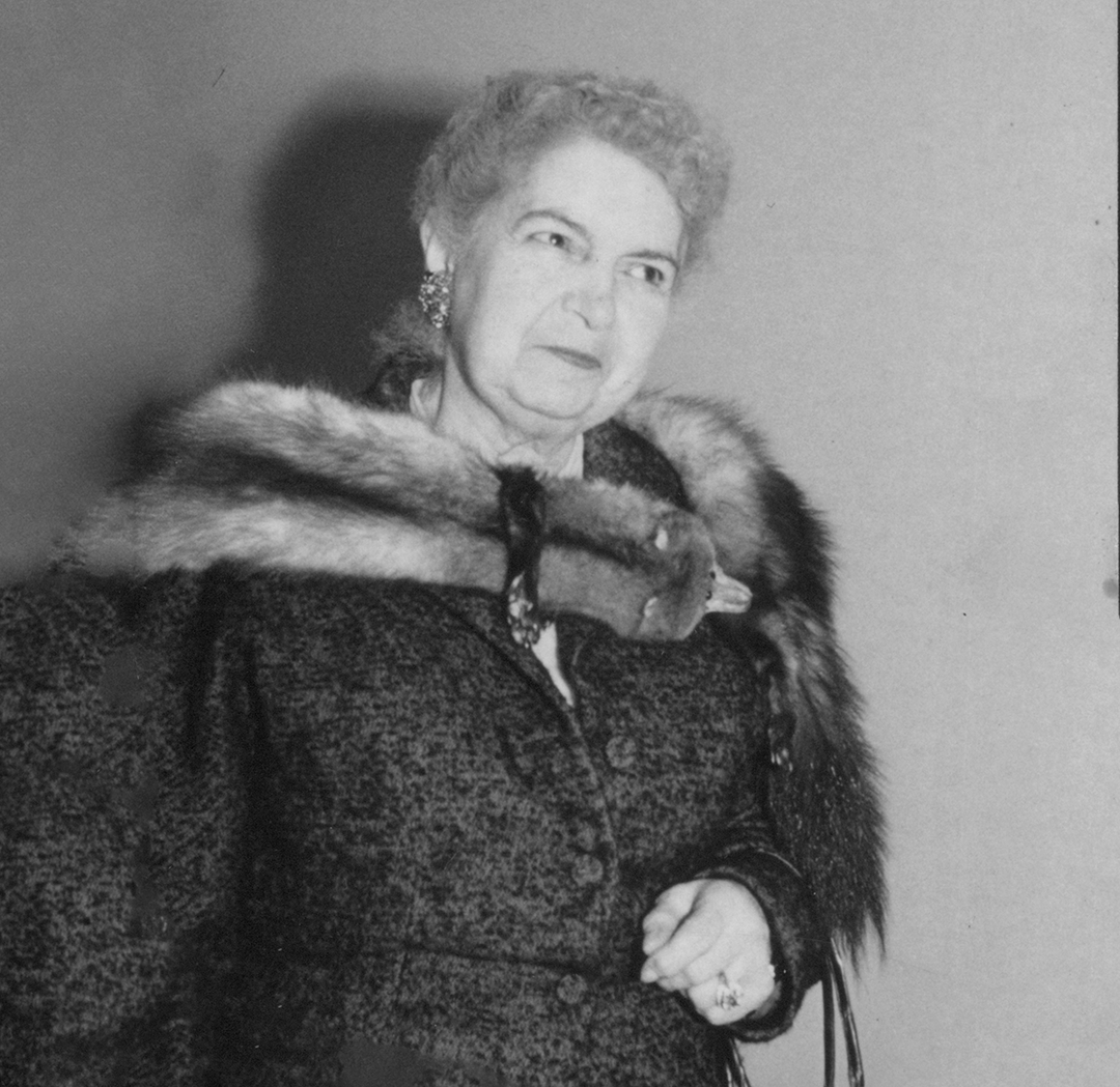 Helena Pinzón Castilla (madre de Mario Laserna. Nieta del jurista, educador y diplomático santandereano Cerbeleón Pinzón Flórez. Durante su estancia en Nueva York junto a su familia fue vicepresidenta y luego presidenta del Comité de Damas Pro-Cruz Roja colombiana). Foto: Colección particular.